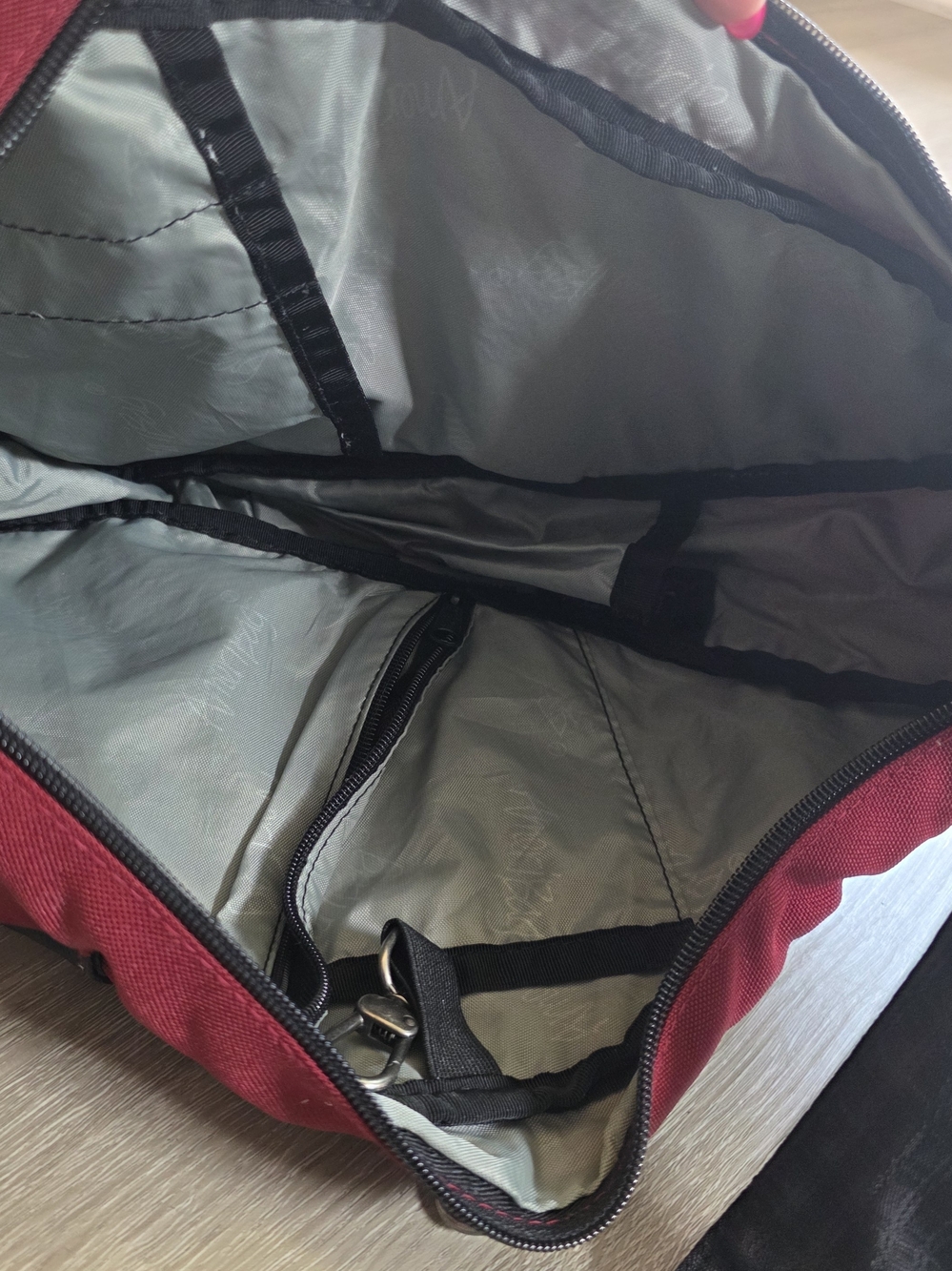 Gorpcore AmeriBag Medium Healthy Back Bag Red/Black Nylon Sling Backpack - Picture 5 of 5